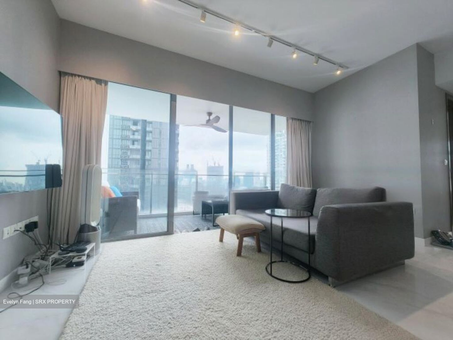 Starlight Suites (D9), Apartment #569291311